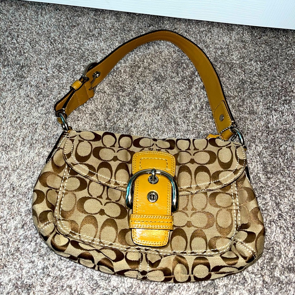 Coach tan c pattern shoulder bag